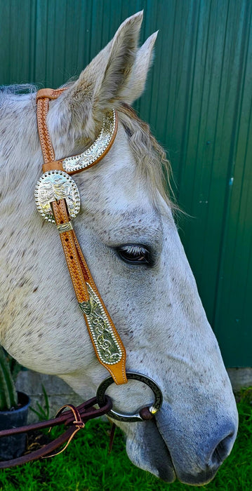 Classic USA Leather One-Ear SHOW headpiece with silver plates on cheek straps and ear piece Show silver fittings