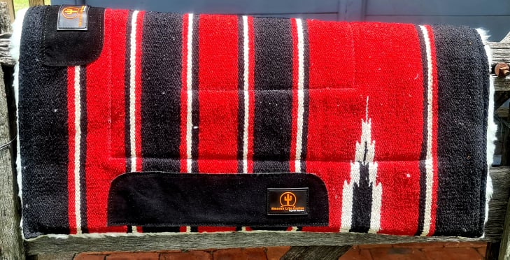 Allrounder' Navajo Pad with Fleece underlay 32" x 32" Red