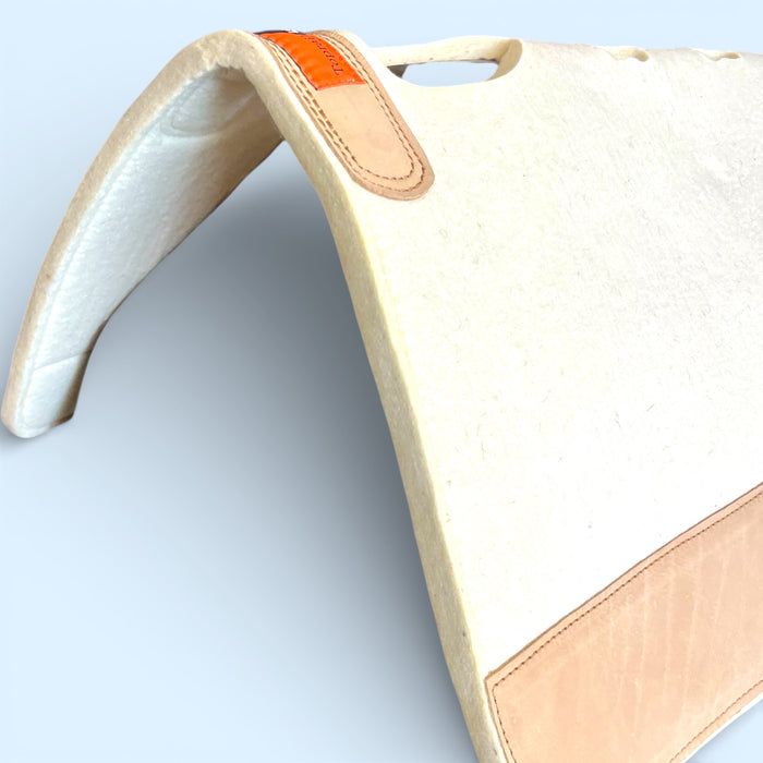 "ELITE PERFORMANCE" Square with Cinch Cutout - Toprail Equine