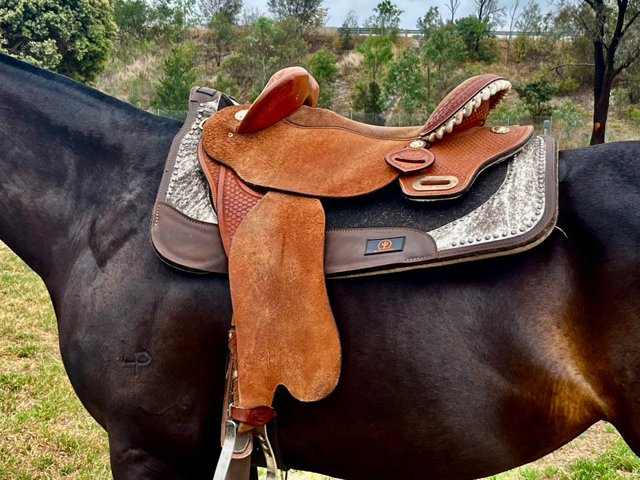 "DILLINGER" *** WORLD FIRST*** Contoured Hair on Hide Show Pad with Memory Foam - Smooth Like Cactus