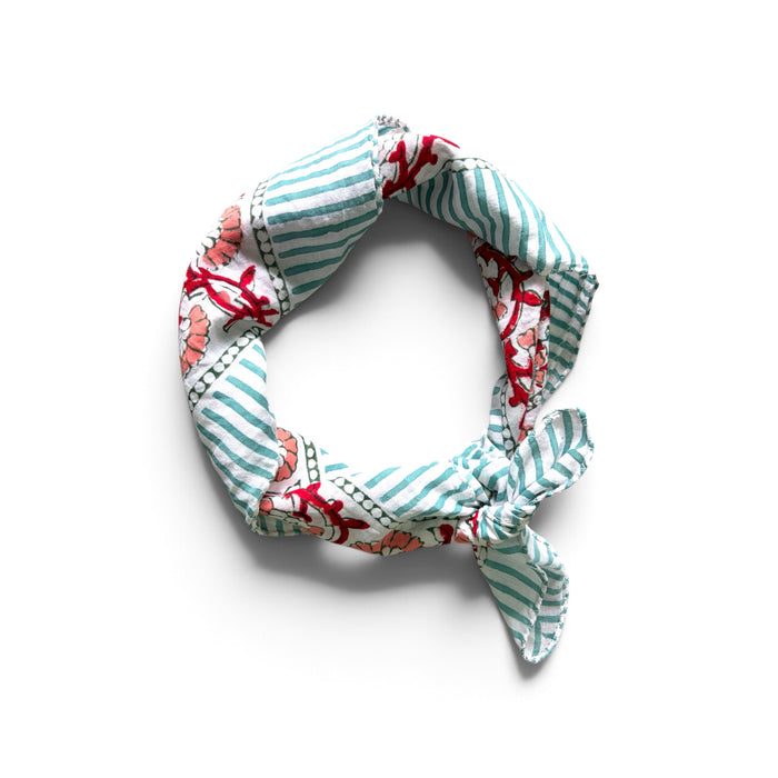 100% FINE COTTON BANDANA - 'Apples' - 1773