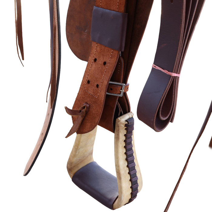 Floral tooling Ranch Roper Saddle 16"