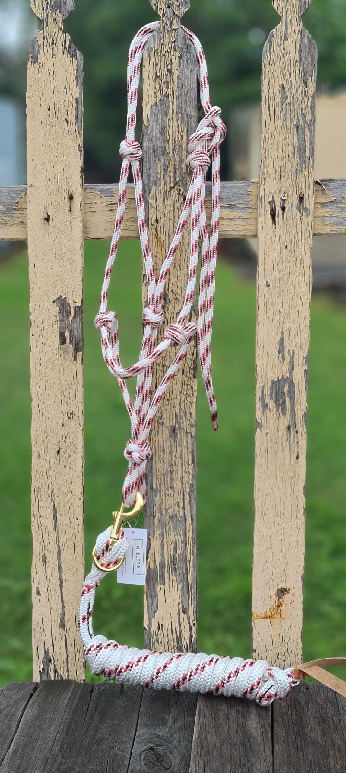 White/Red Marine Rope Halter with 18mm 2.8m Lead Rope — Toprail Equine